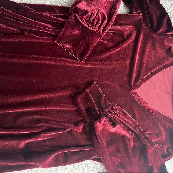 1. State Velvet Dress XS - Picture 6 of 8